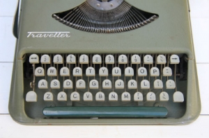 1952 Halberg Traveller typewriter